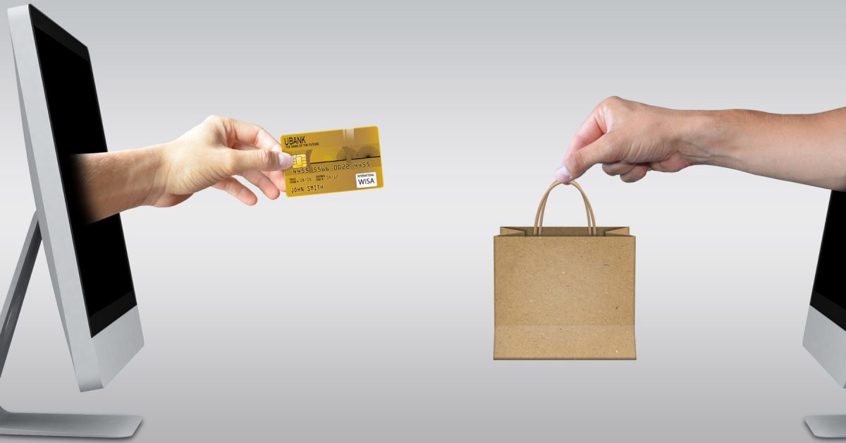 3 Reasons Your Retail Business Needs An E-commerce Website